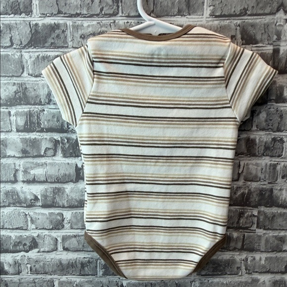 Quiksilver Brown and Cream Striped Baby onesie - Picture 4 of 7